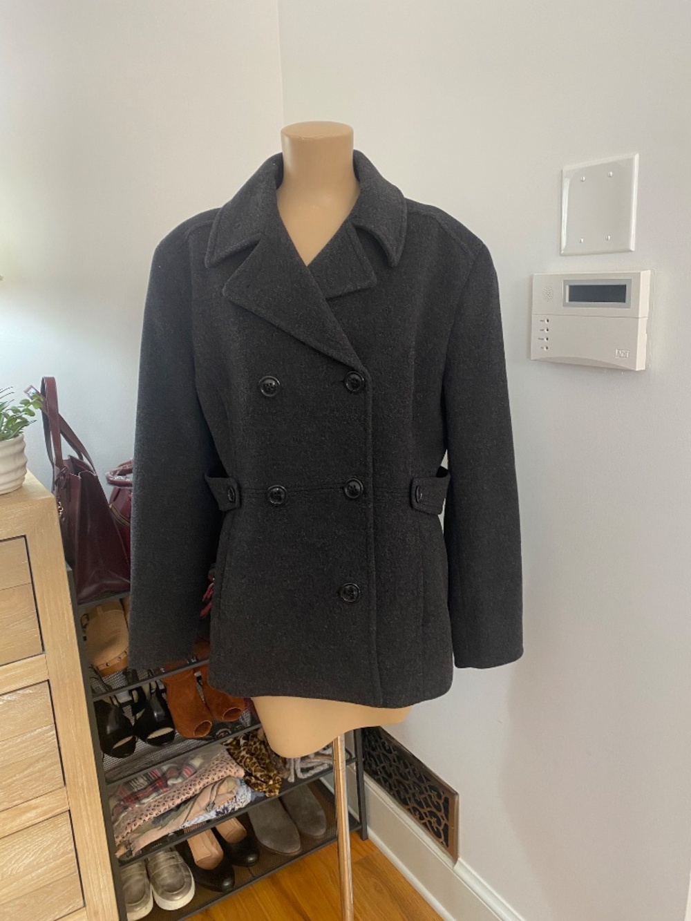 012 - ROSE & JUNE LIVE SALE – ITEMS 1–50St. John's Bay Wool Coat Size Large